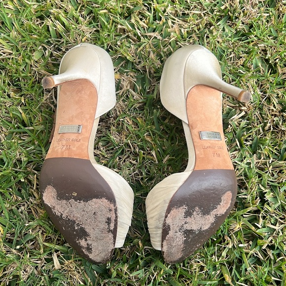 Badgley Misckha gold champagne heels sandals size 7 - Picture 7 of 7